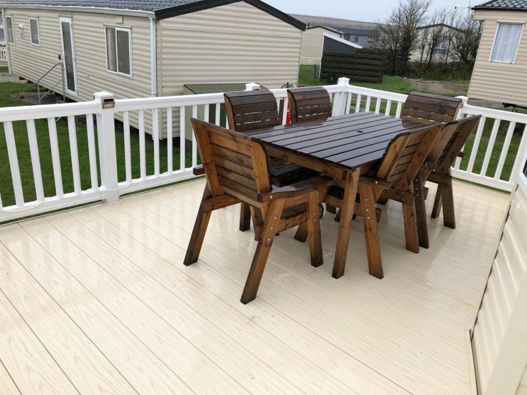 Bude Caravan Caromax - Families&Couples Only Extérieur photo