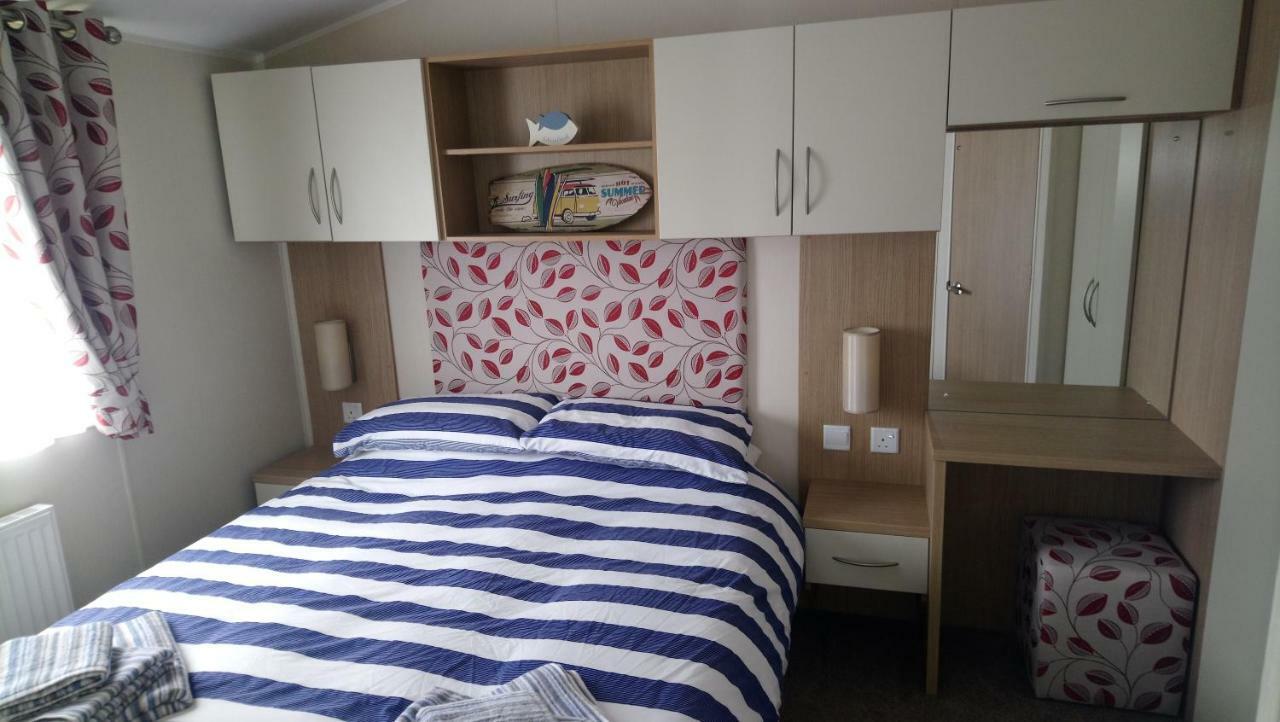 Bude Caravan Caromax - Families&Couples Only Extérieur photo